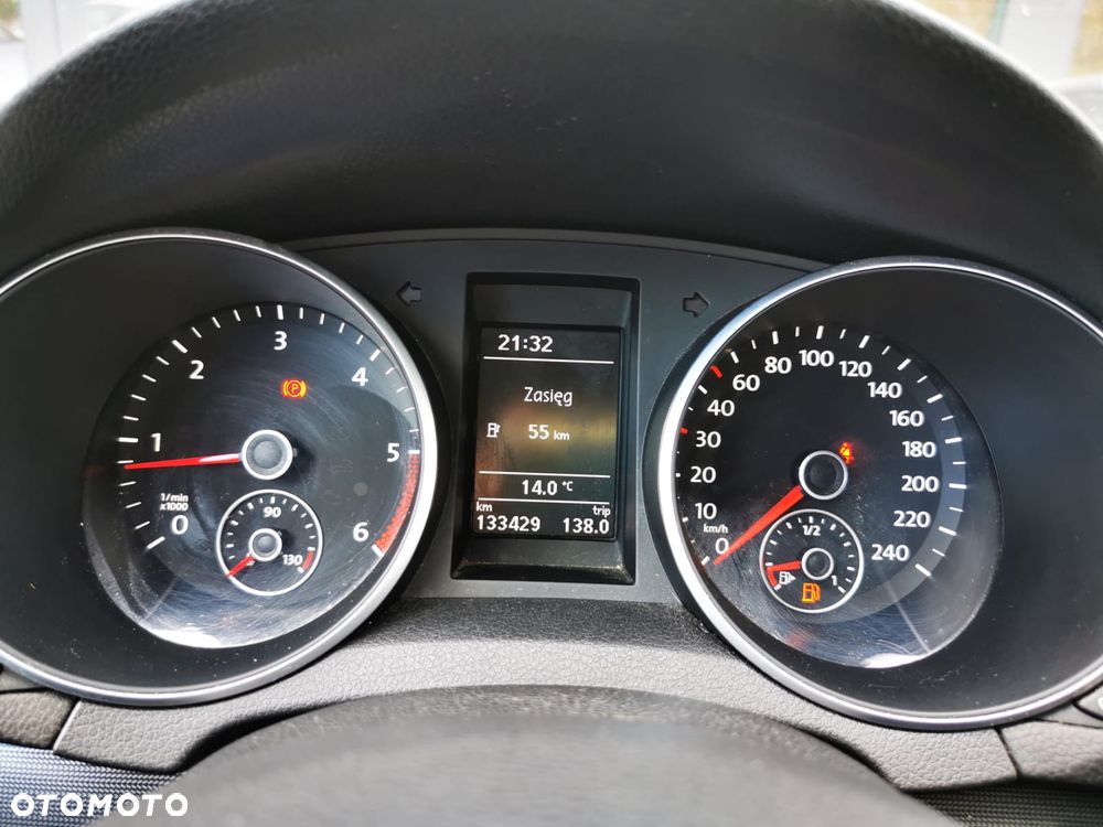 Volkswagen Golf 1.6 TDI DPF Style - 17