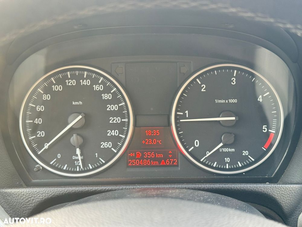 BMW Seria 3 320d - 8