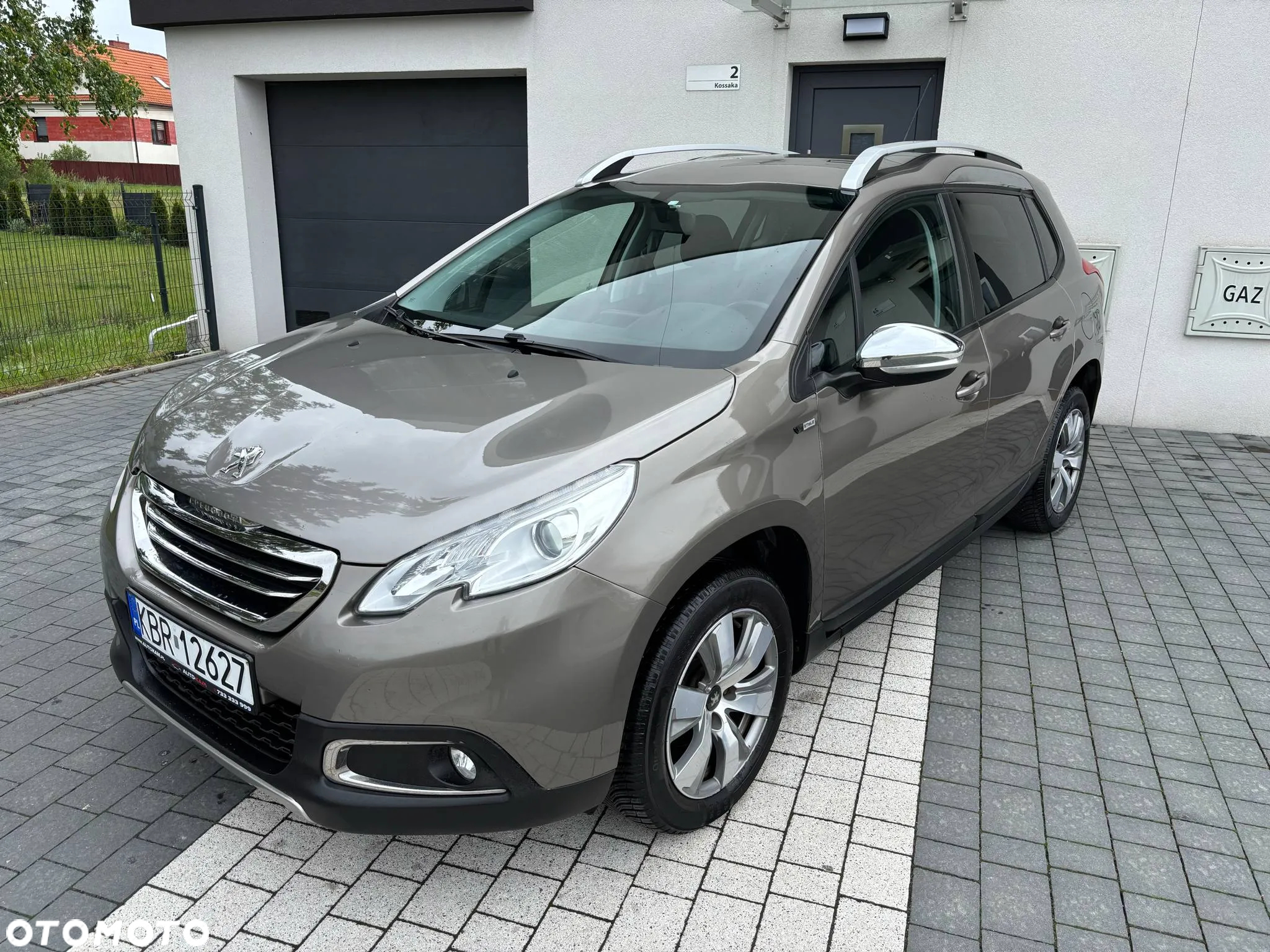 Peugeot 2008 1.6 BlueHDi Style - 20