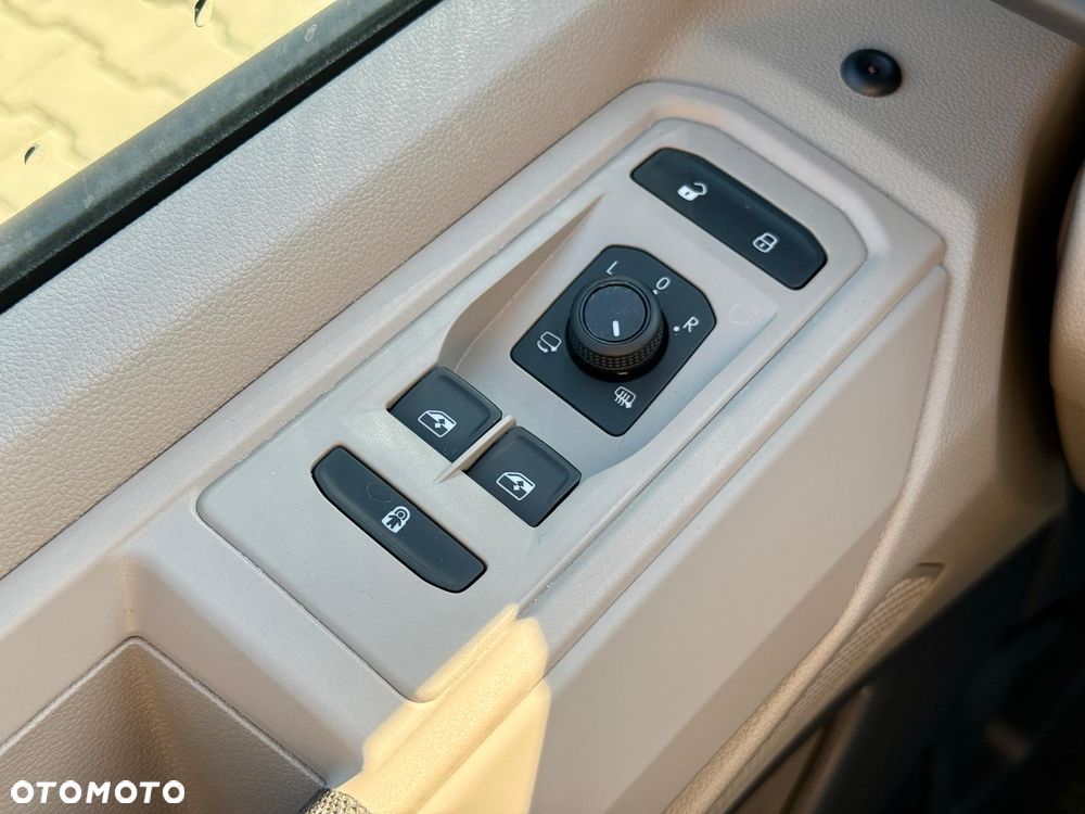 Volkswagen California - 25