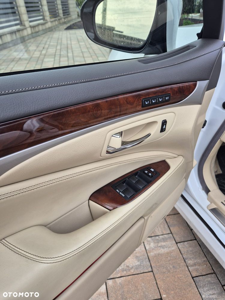 Lexus LS 460 Elite AWD - 14