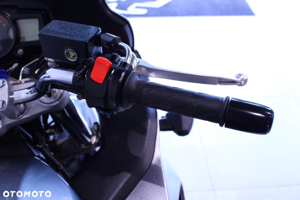 Suzuki GSX - 10