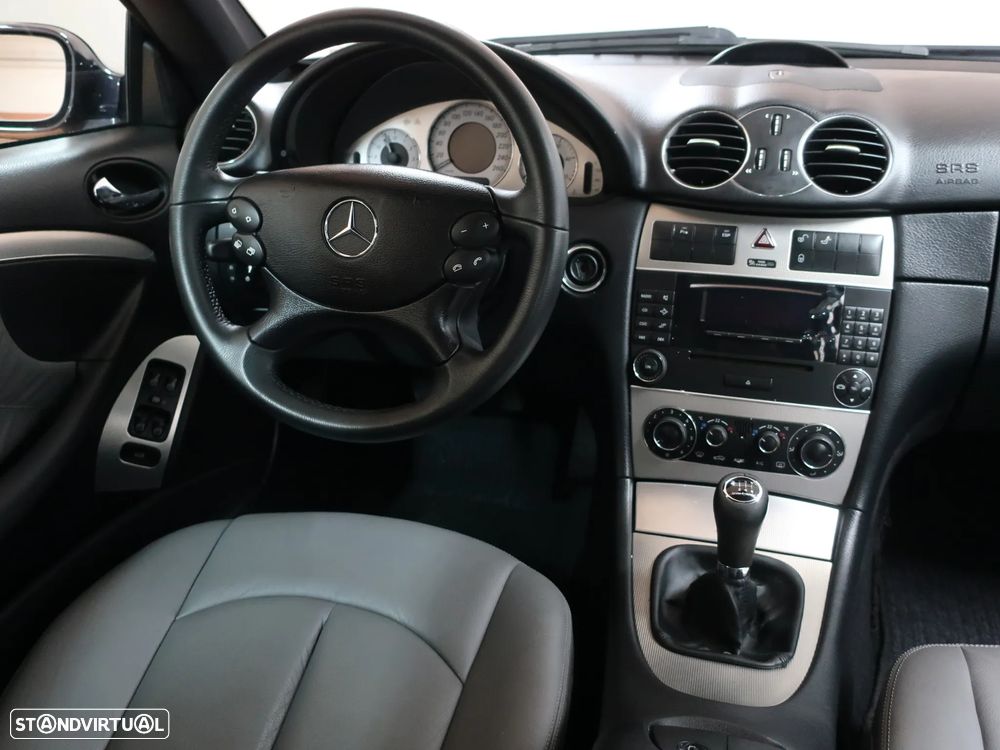 Mercedes-Benz CLK 220 CDi Avantgarde - 22