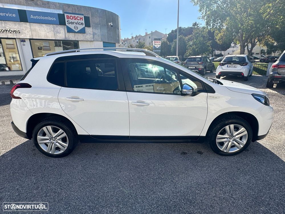 Peugeot 2008 1.2 PureTech Style - 5