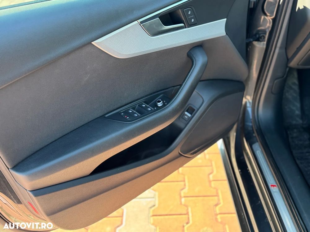 Audi A4 2.0 TDI S tronic Sport - 11