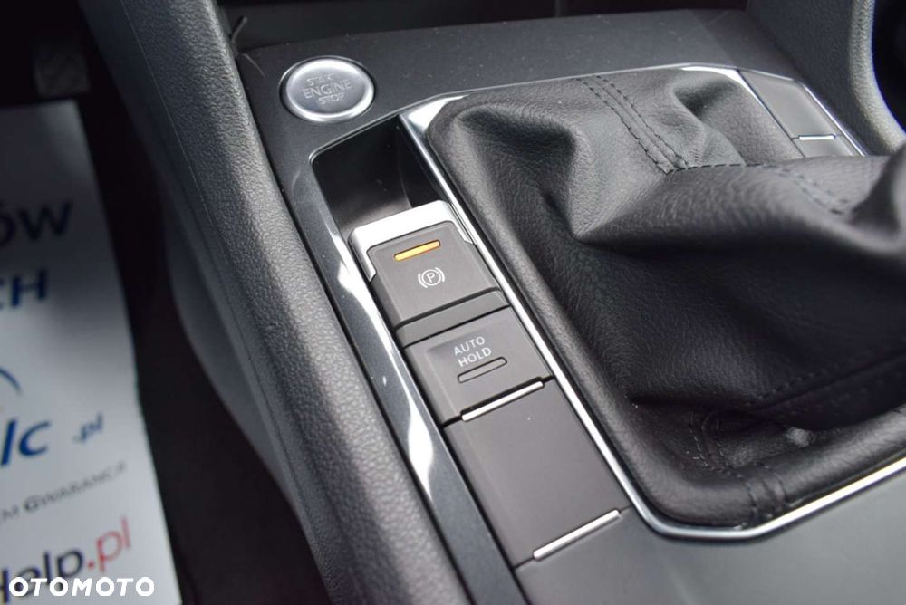 Volkswagen Tiguan - 37