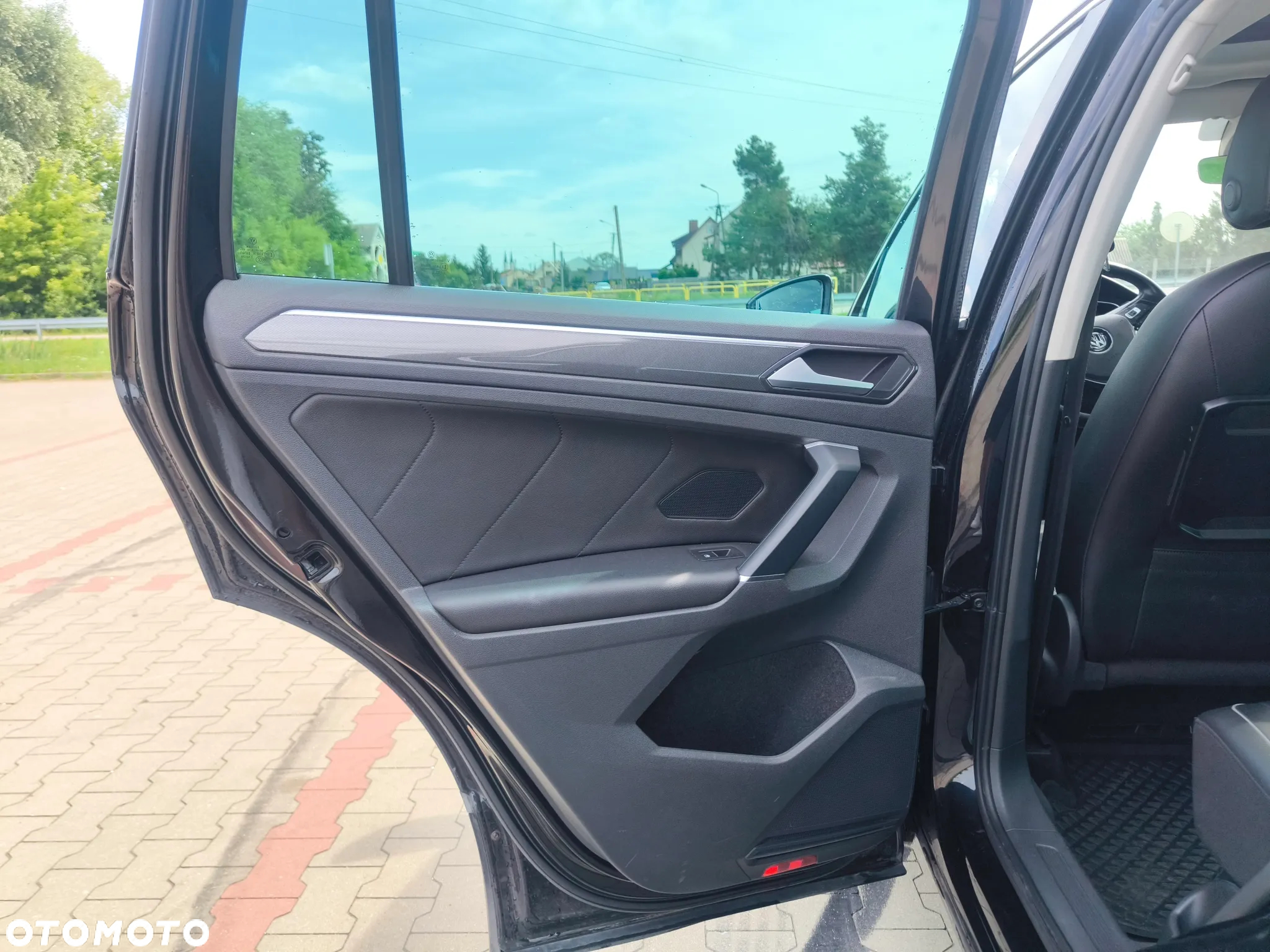Volkswagen Tiguan 2.0 TDI SCR 4MOTION (BlueMotion Techn.) DSG Highline - 33