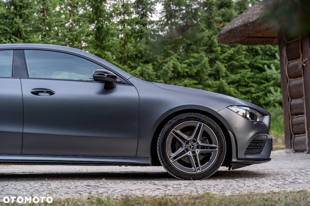Mercedes-Benz CLA 180 AMG Line 7G-DCT - 17