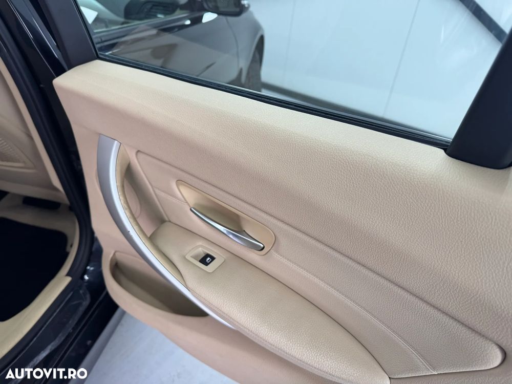 BMW Seria 3 320d Aut. - 17