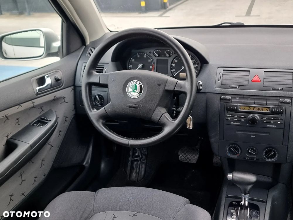 Skoda Fabia 1.4 16V Automatik Sport - 10