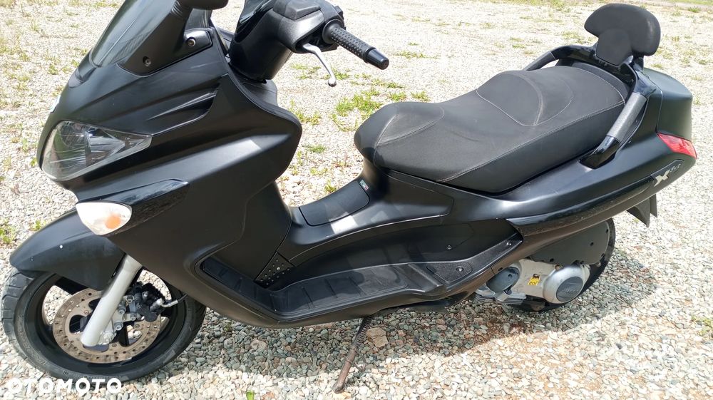 Piaggio Xevo - 2