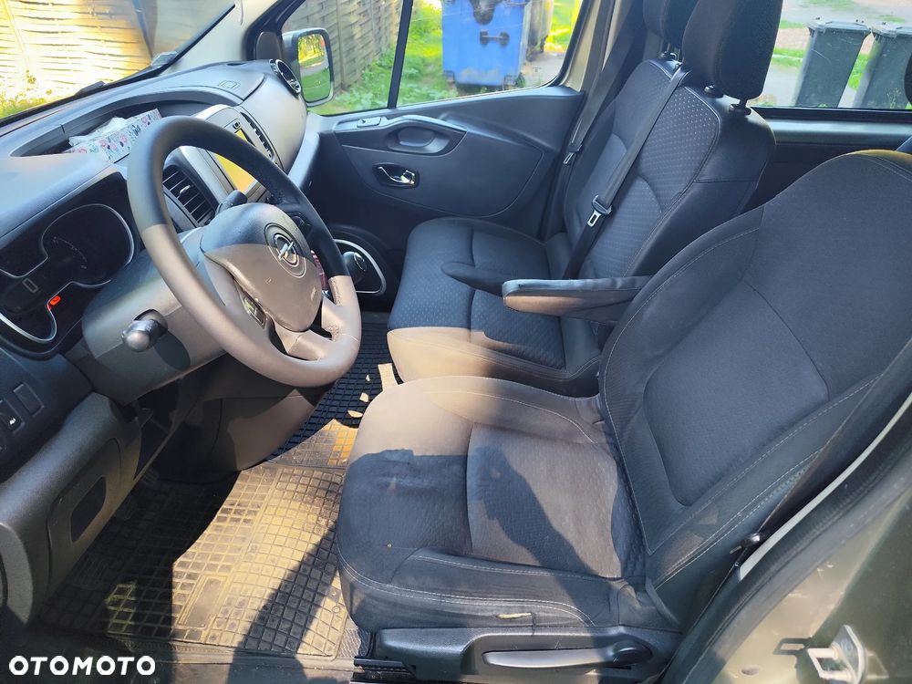 Opel Vivaro - 8