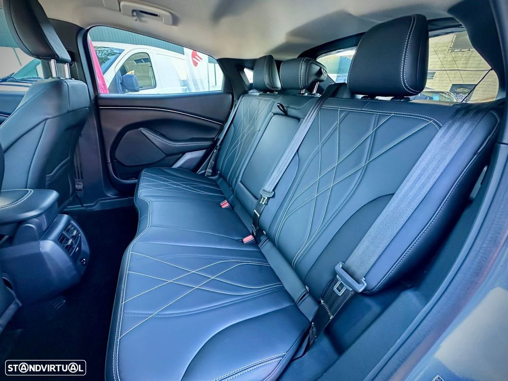 Ford Mustang Mach-E Premium AWD - 14