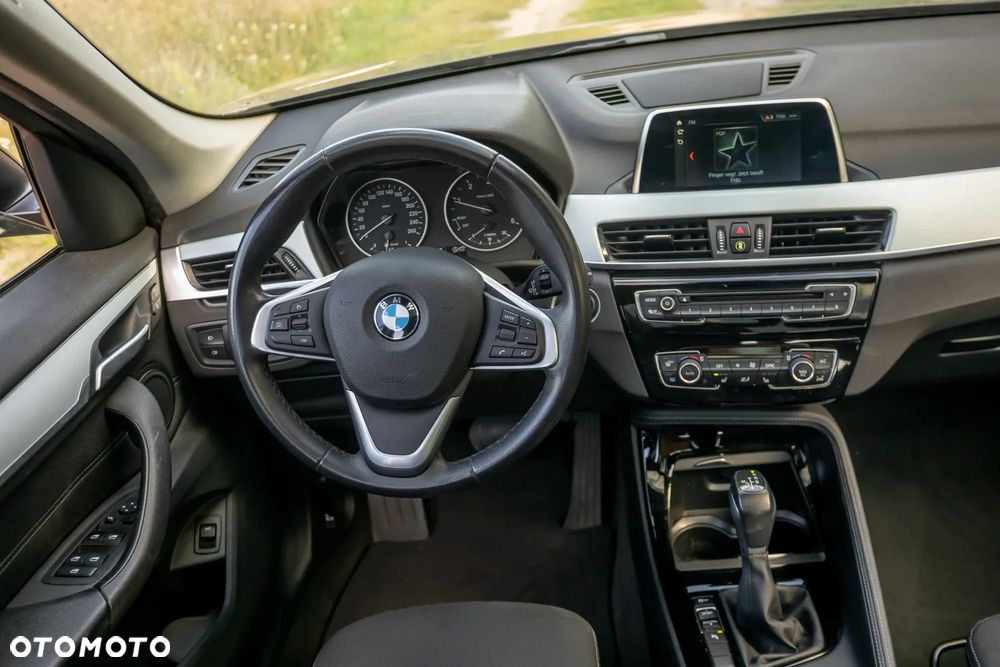 BMW X1 sDrive18d sport - 39