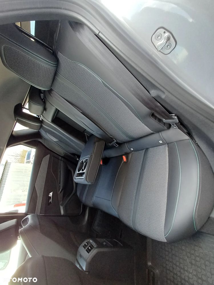 Peugeot 308 1.5 BlueHDi Allure Pack S&S EAT8 - 32