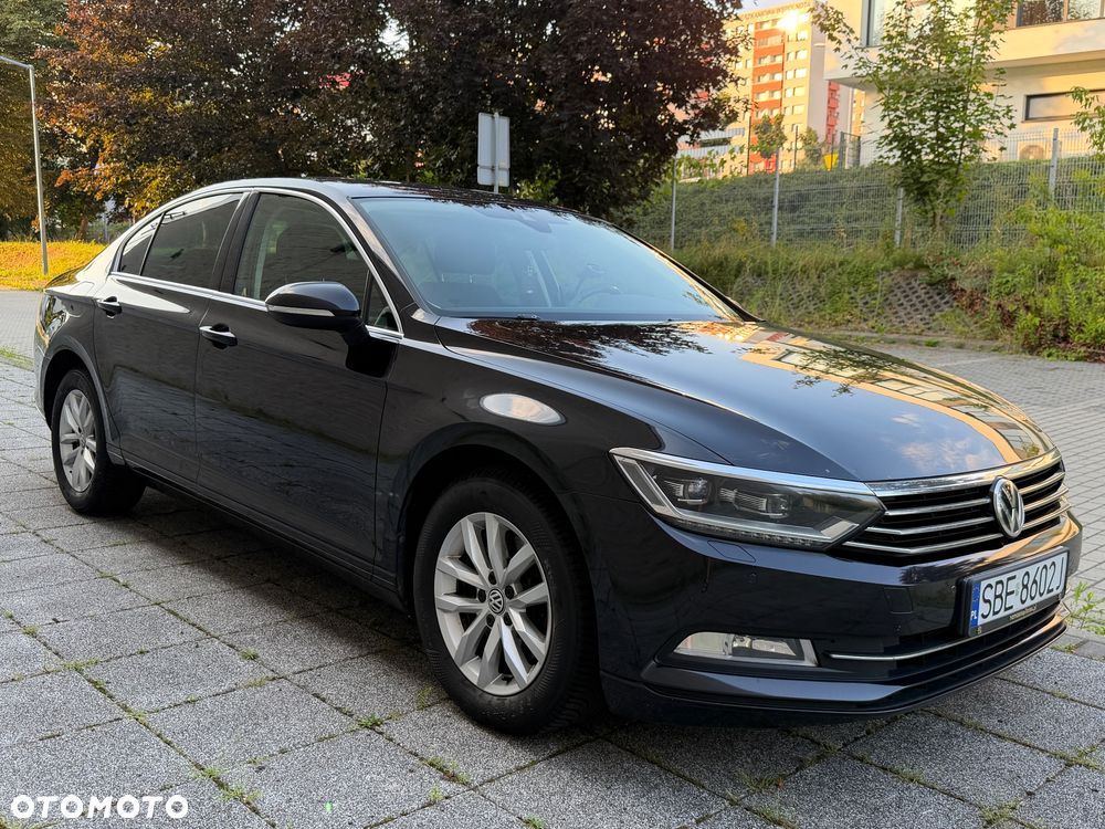 Volkswagen Passat 2.0 TDI EVO Business DSG - 2