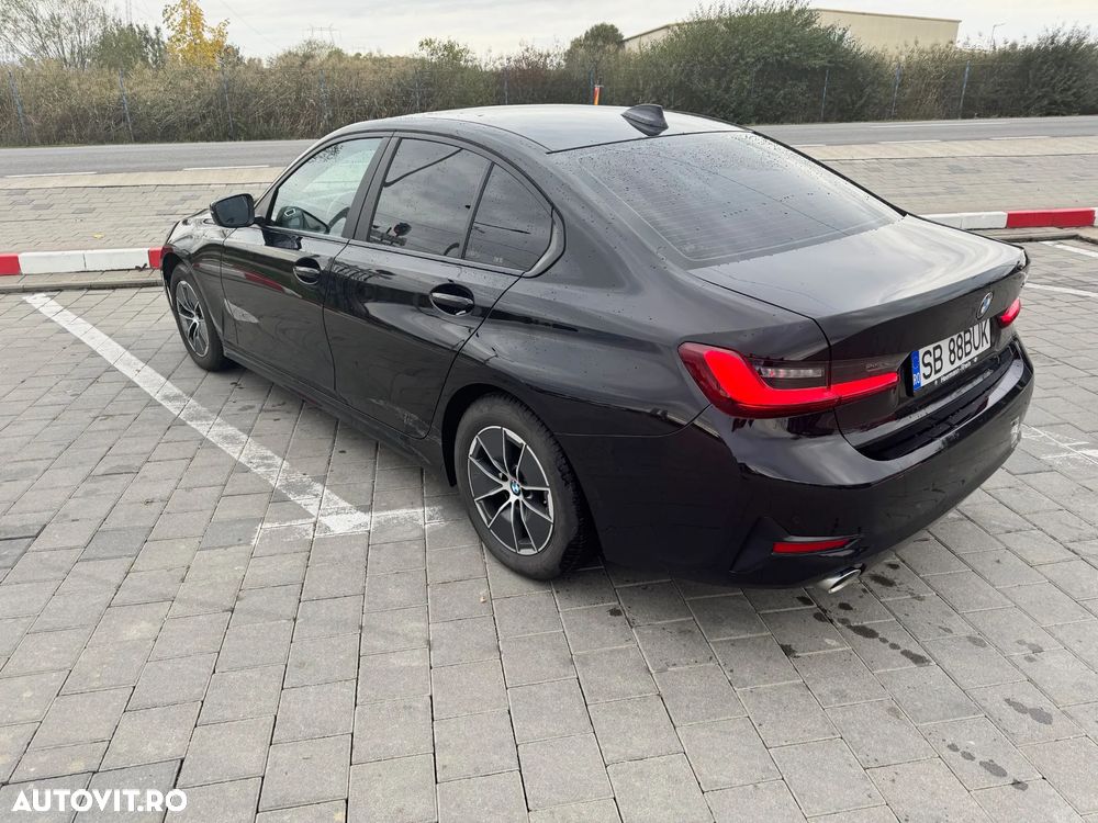 BMW Seria 3 318i Aut. Advantage - 9
