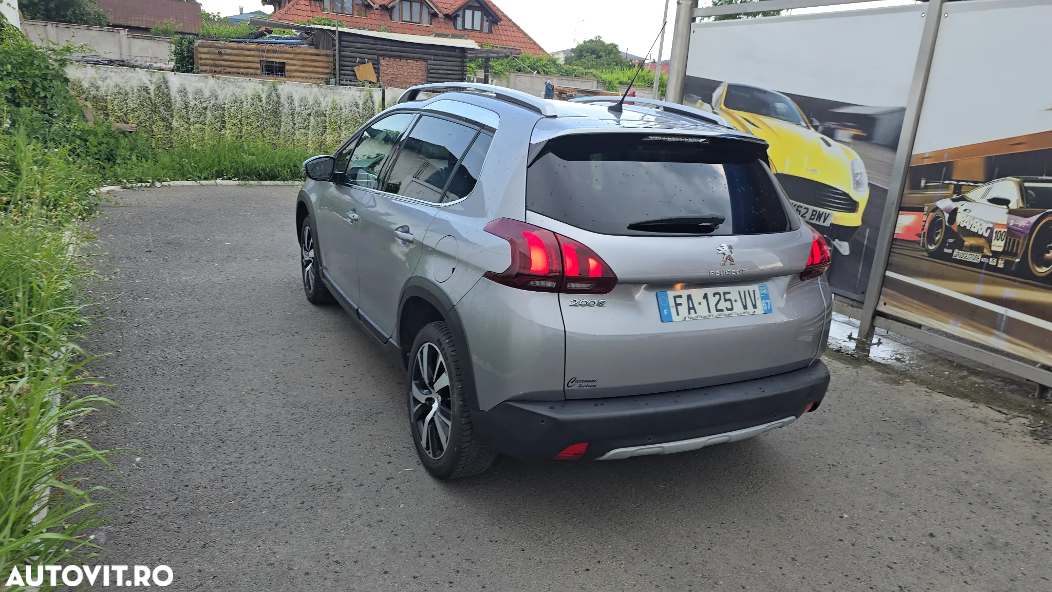 Peugeot 2008 PureTech 110 Stop&Start Allure - 28