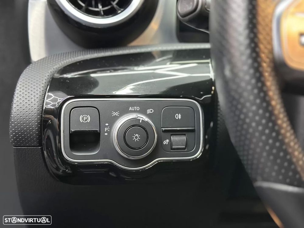 Mercedes-Benz CLA 250 e AMG Line - 27