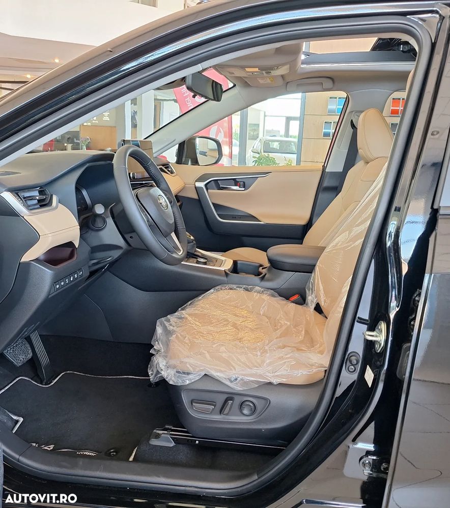 Toyota RAV4 - 7