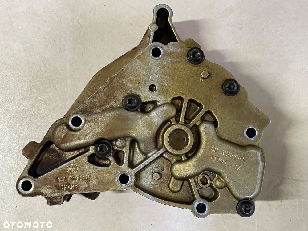 Pompa oleju  BMW N20 7610378 f20 f30 f10 f32 f36 i inne - 1