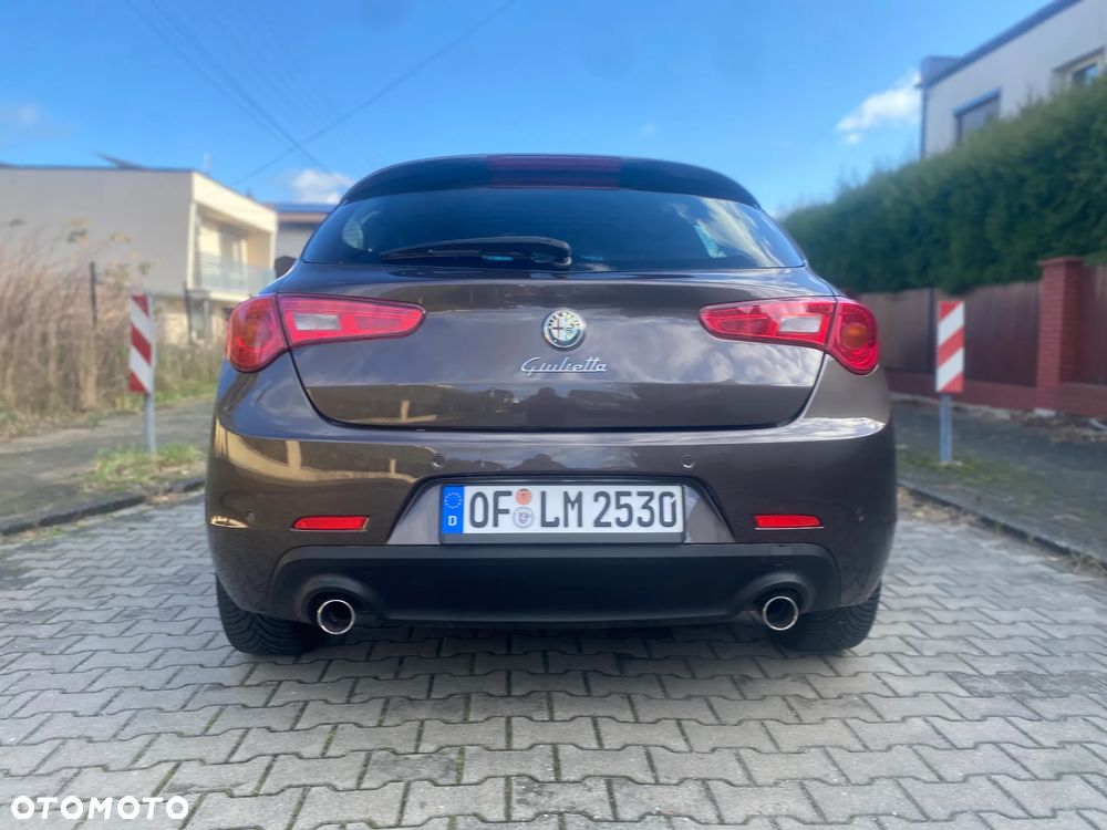 Alfa Romeo Giulietta 2.0 JTDM 16V Veloce - 5