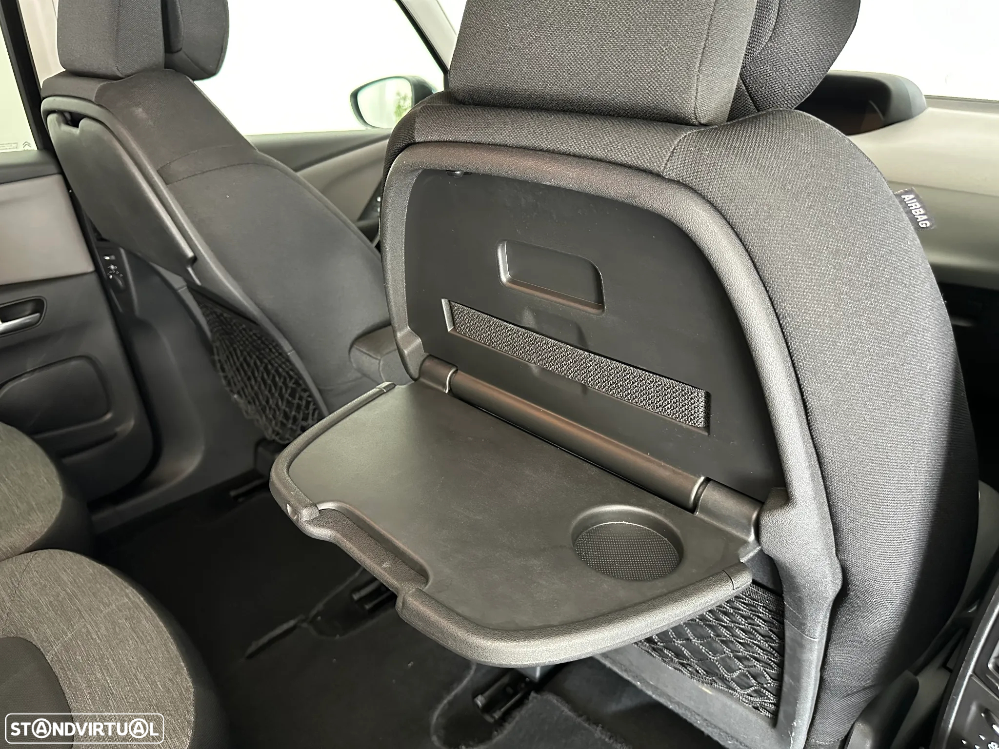 Citroën C4 Grand Picasso 1.6 BlueHDi Shine - 26