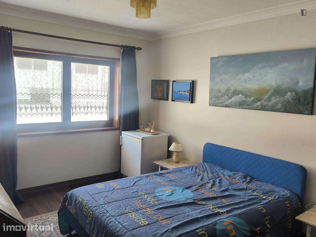 Quarto - localizado em Custóias Porto - Grande imagem: 3/31