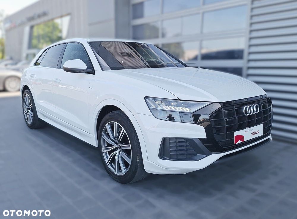 Audi Q8 - 36