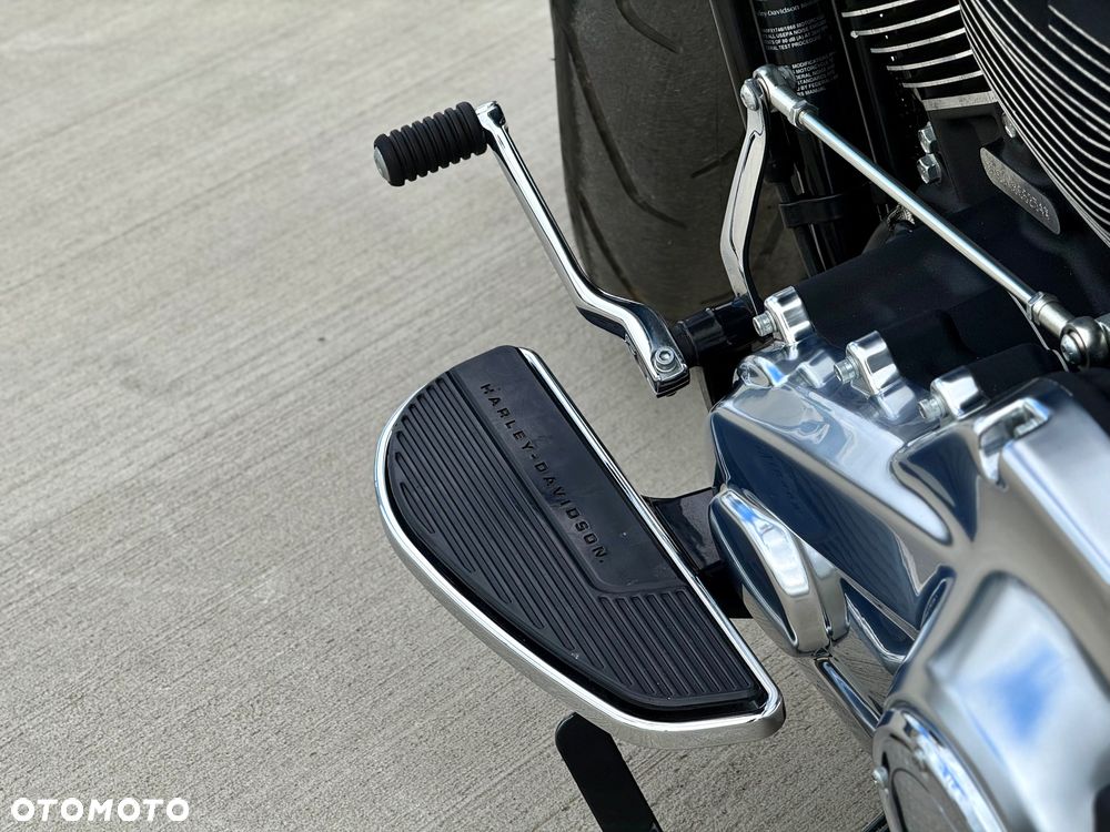 Harley-Davidson Softail Fat Boy - 24