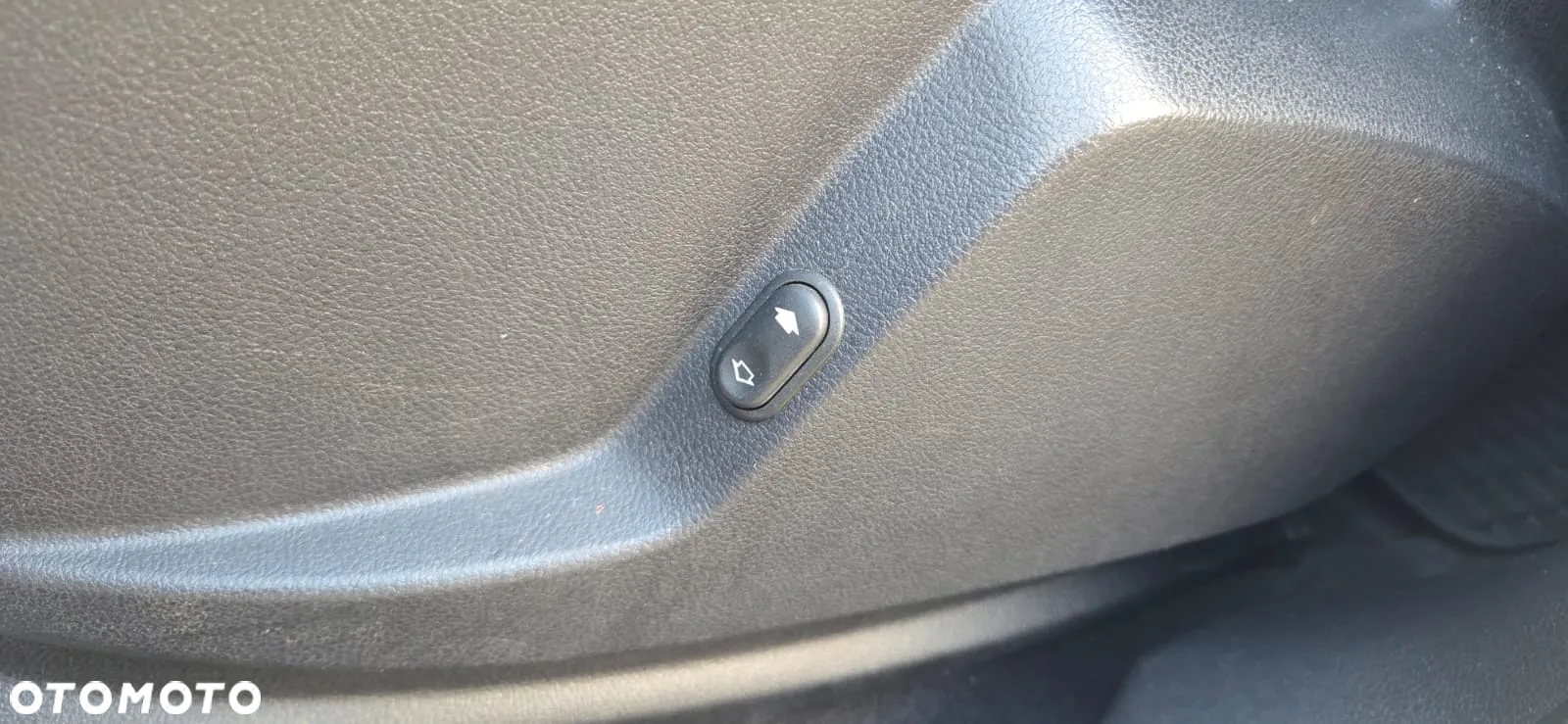 Ford S-Max 2.0 Titanium - 29