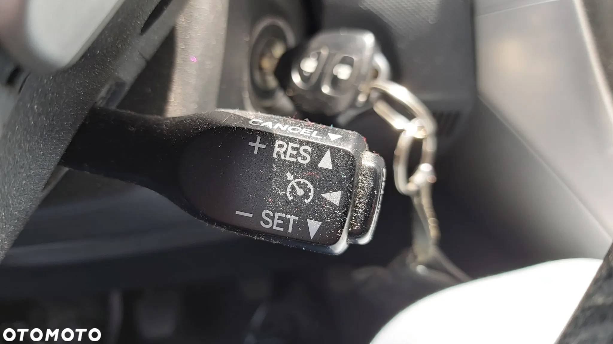 Toyota Auris 2.0 D-4D Executive - 21