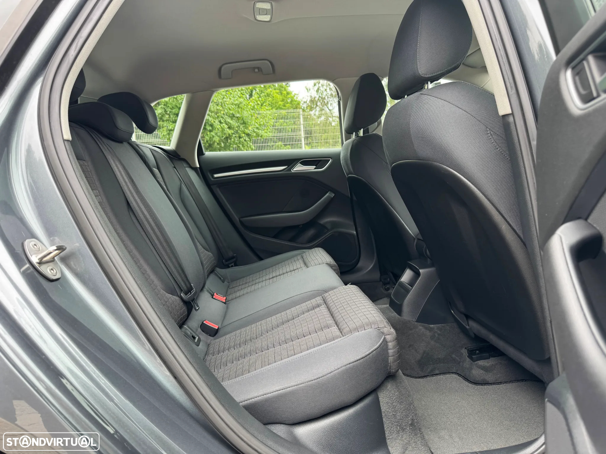 Audi A3 Sportback 1.6 TDI Sport S-Tronic - 29