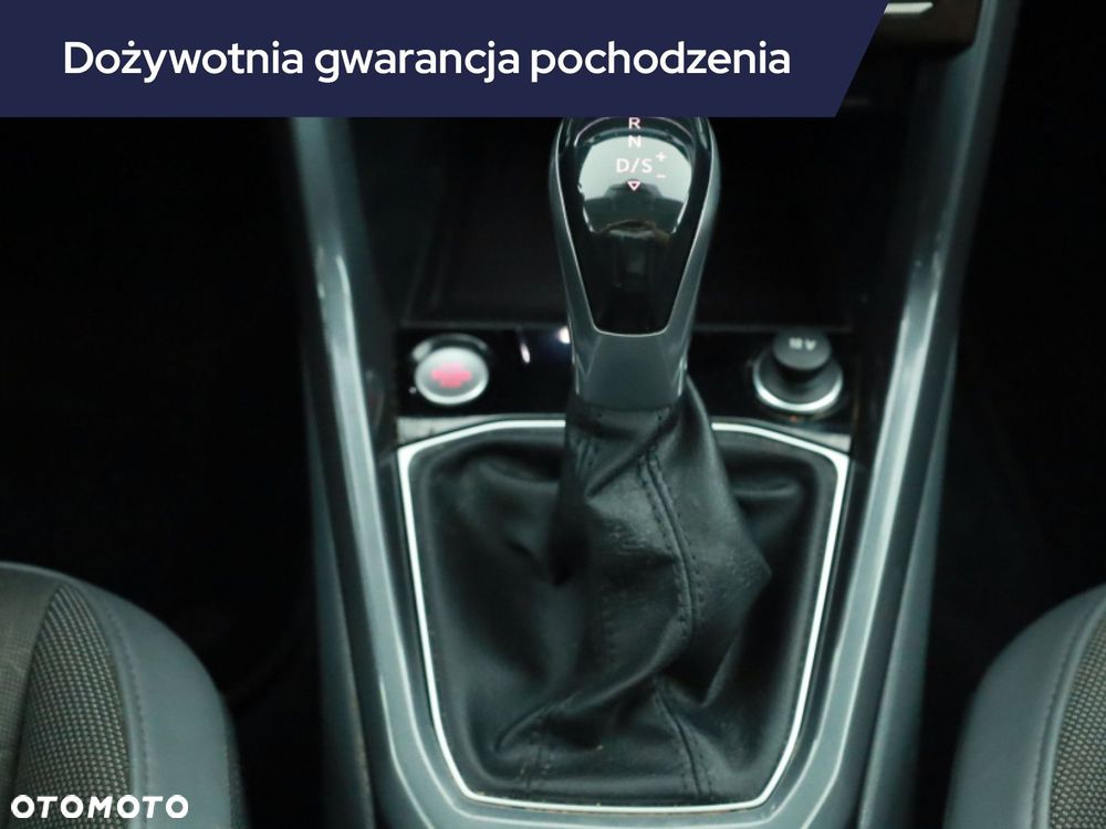 Volkswagen T-Cross - 17