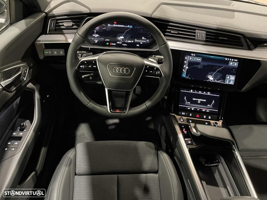 Audi e-tron 55 quattro S line - 15