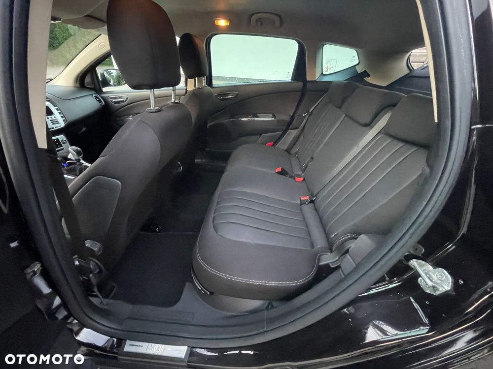 Lancia Delta 1.6 MJ Silver - 9