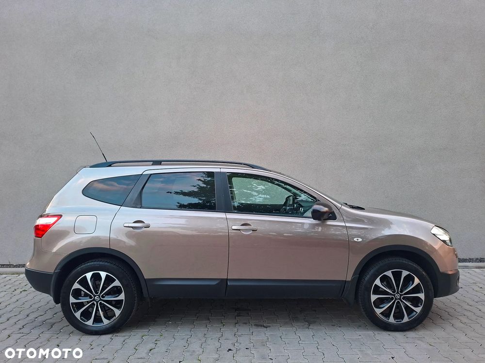 Nissan Qashqai+2 2.0 Tekna - 9