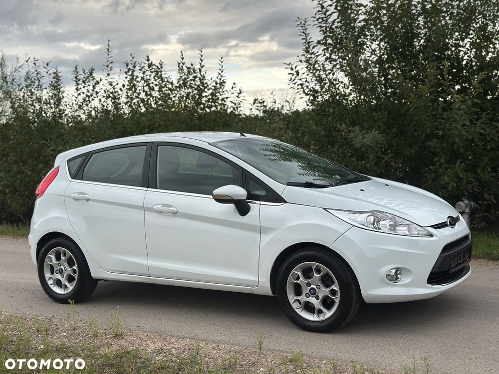 Ford Fiesta - 19