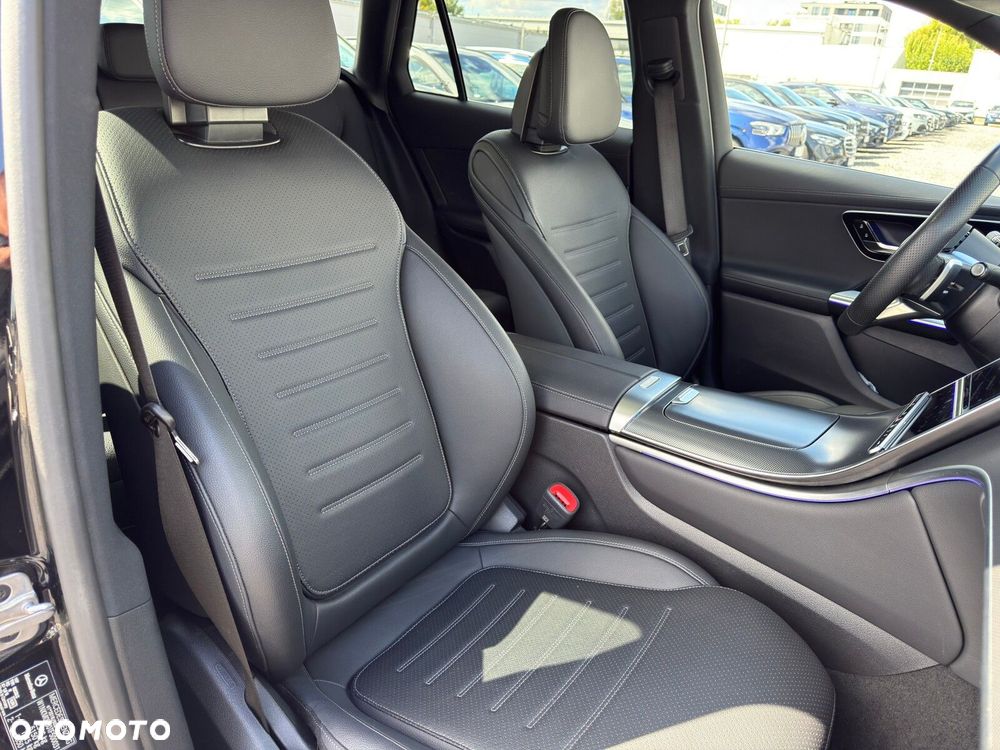 Mercedes-Benz GLC 220 d mHEV 4-Matic AMG Line - 24