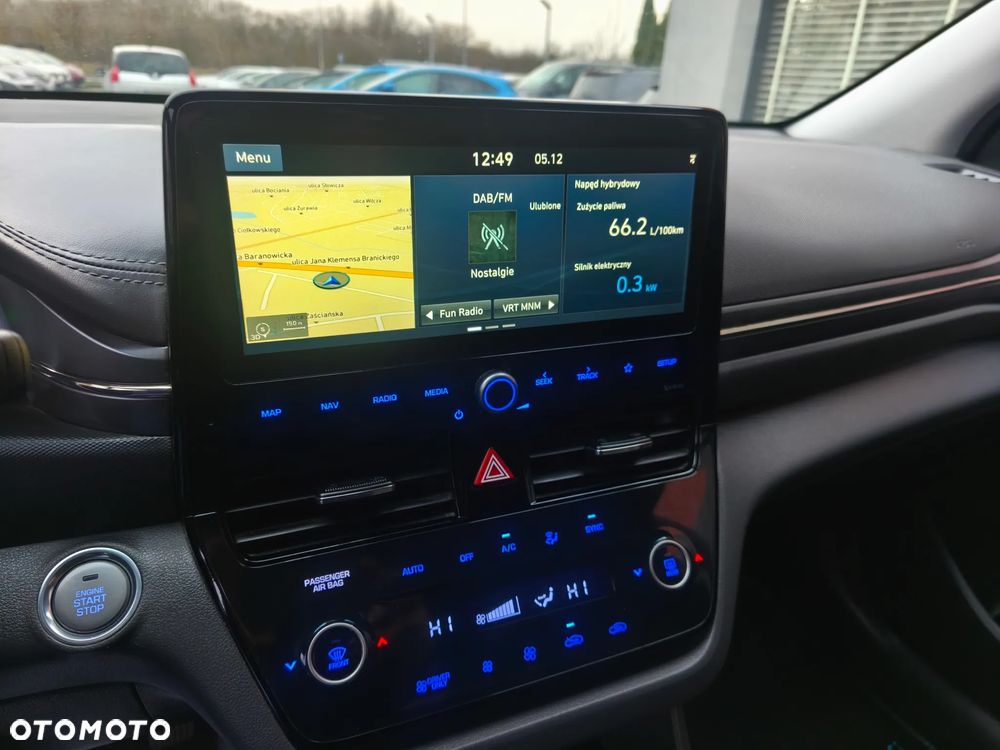 Hyundai IONIQ Hybrid Business - 14