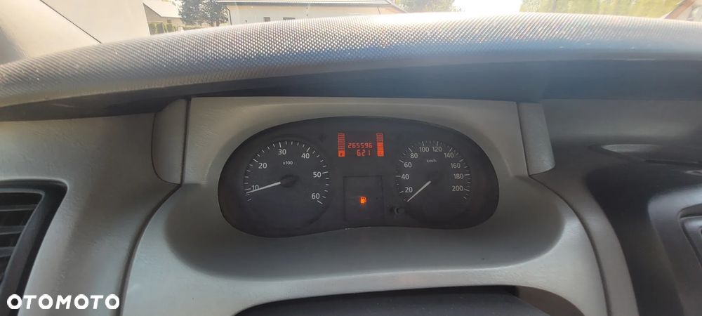 Renault Trafic L2H1 - 16