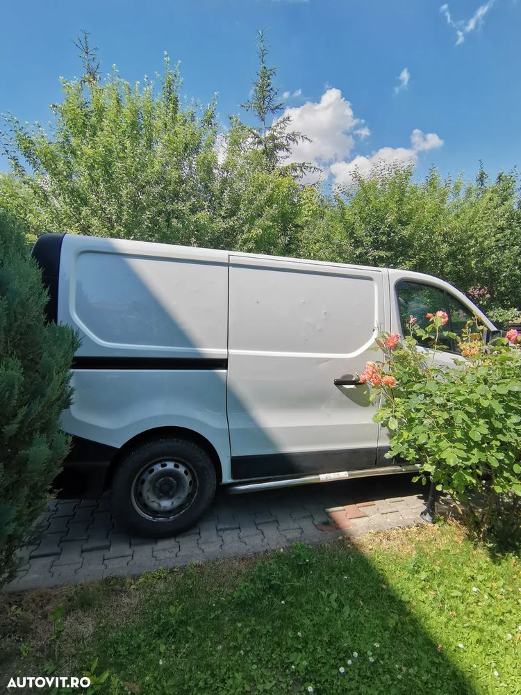 RENAULT Trafic 2020 — imagine 3