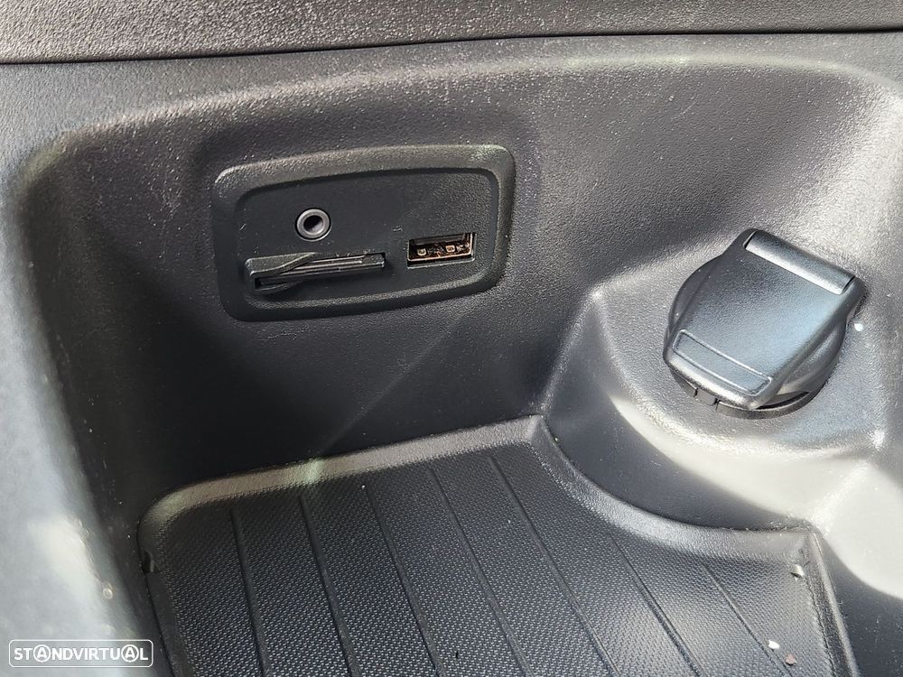 Renault Zoe (c/ Bateria) Intens 40 - 28