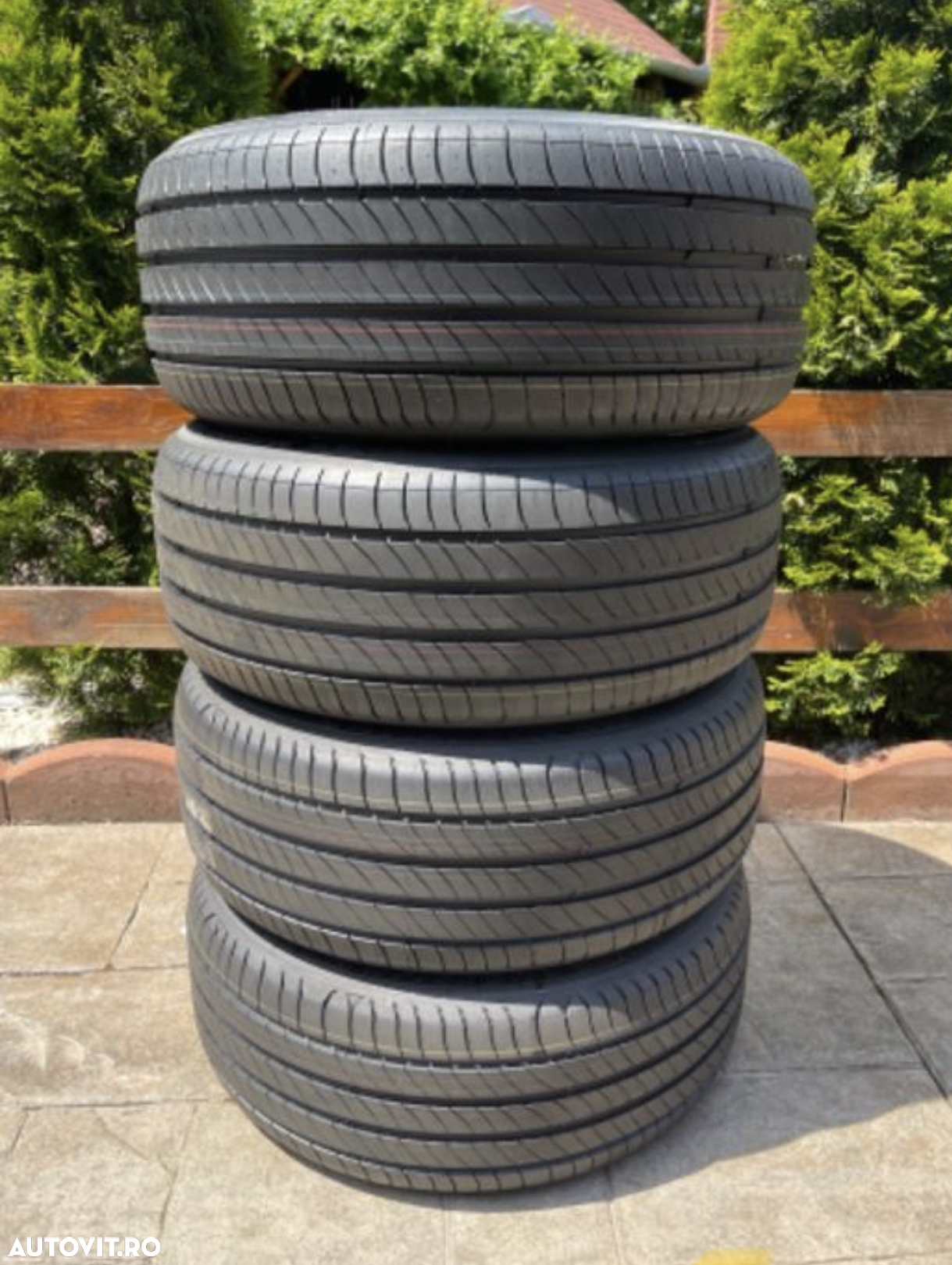 215 55 r17 Michelin  215 55 17 inch noi - 2
