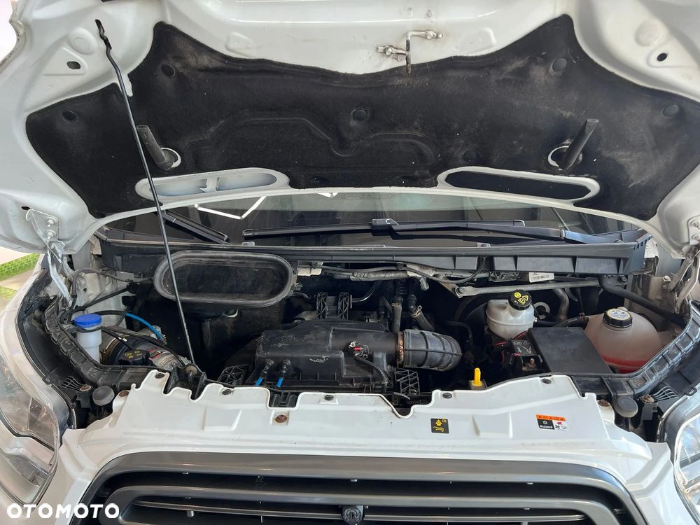 Ford Transit 350 Combi 2.2 TDCi Manual / BEZWYPADKOWY / GWARANCJA / 9 MIEJSC / SERWISOWANY / 1WŁ. / ORYGINALNY PRZEBIEG / RAMPA DLA INWALIDÓW - 30