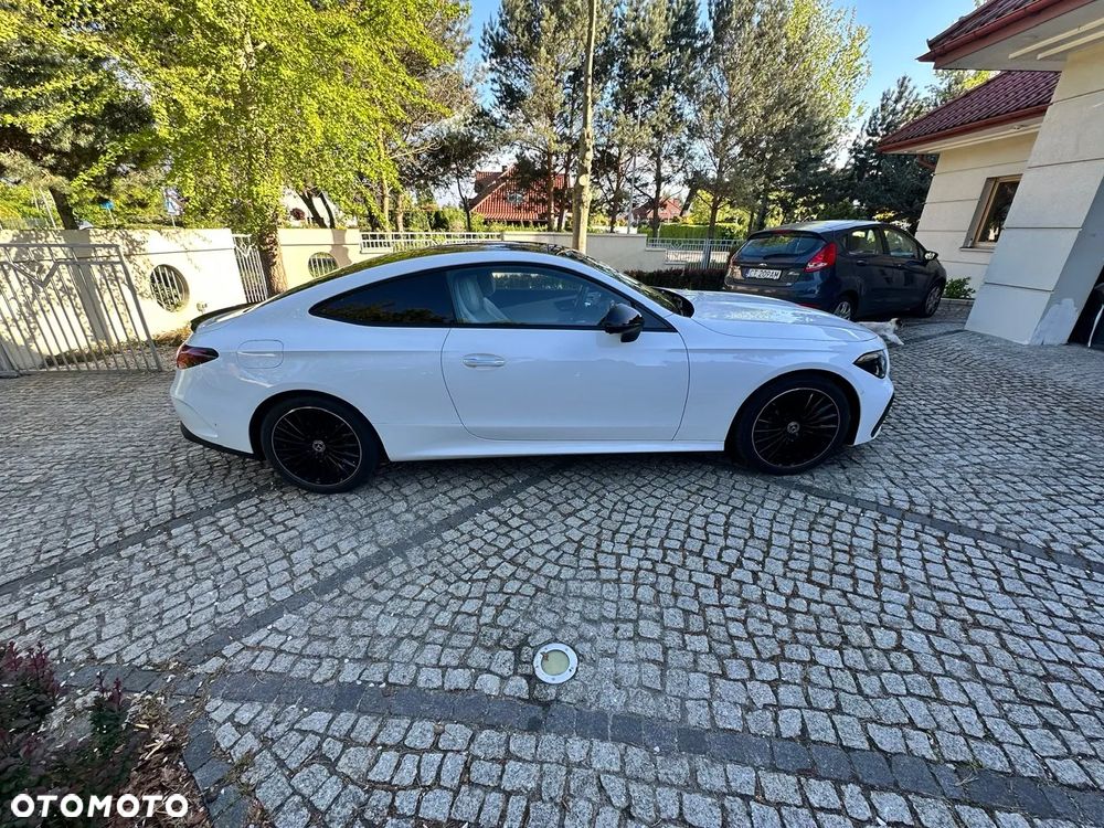 Mercedes-Benz CLE 200 Coupe 9G-TRONIC Edition AMG Line - 3
