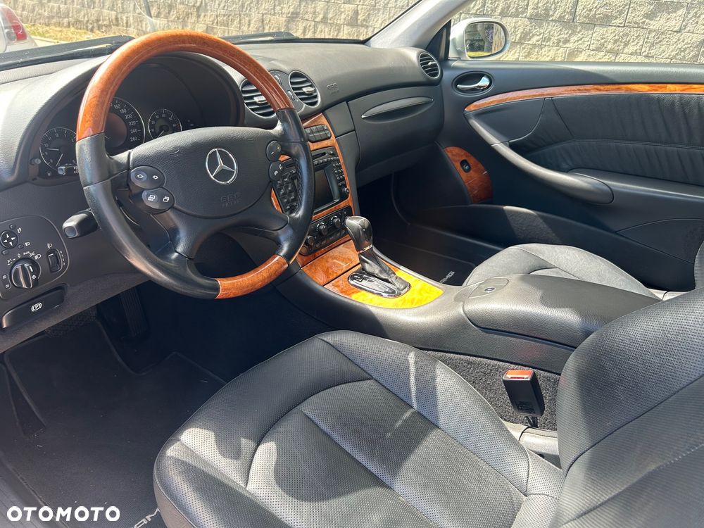 Mercedes-Benz CLK 320 - 7