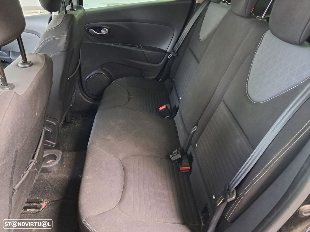 Renault Clio Sport Tourer 0.9 TCE Dynamique S - 14