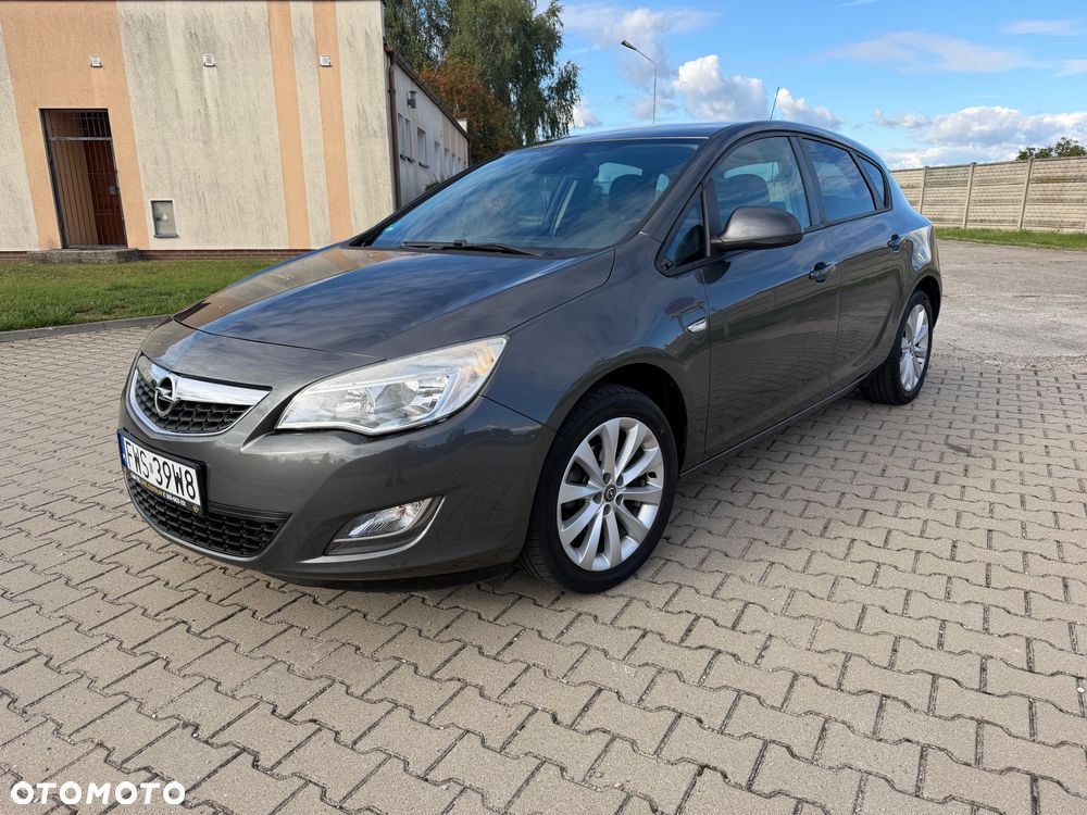 Opel Astra 1.4 Turbo ecoFLEX Start/Stop 150 Jahre - 5