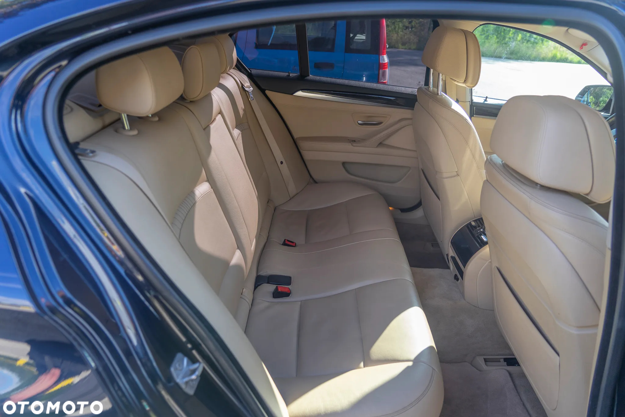 BMW Seria 5 525d xDrive Luxury Line - 23